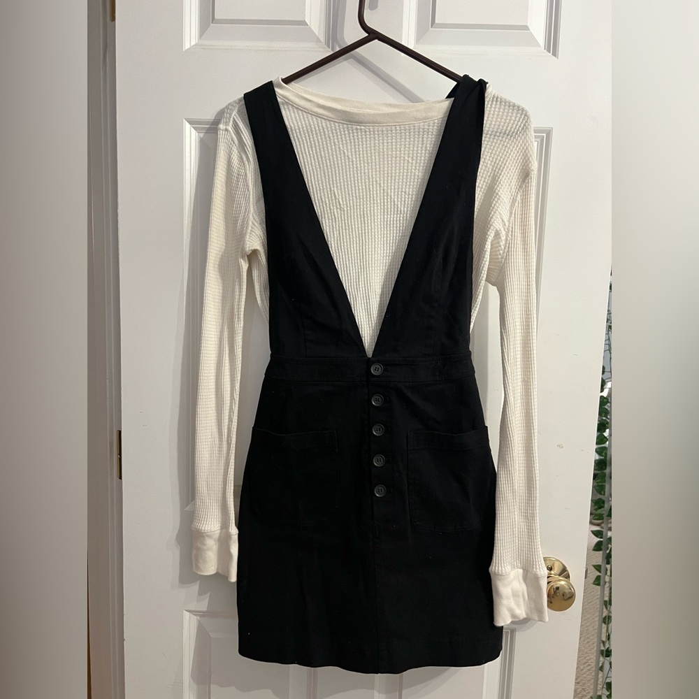 Black dress/overall look